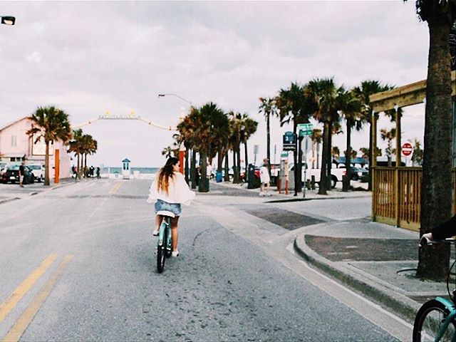Still day dreaming of my girls weekend at @salty_mermaid_hotel ! If you haven't read all about it yet go check it out! Link in bio😍😍 🐬